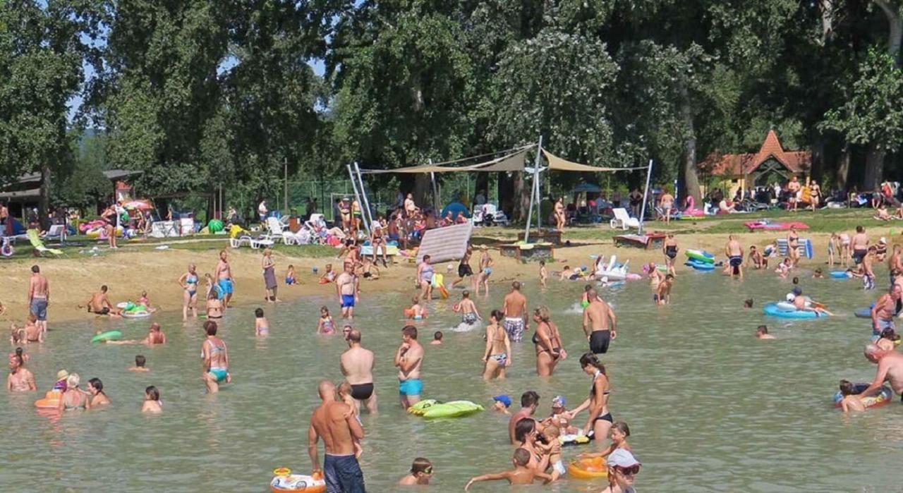 Apartment In Keszthely/Balaton 35892 ภายนอก รูปภาพ