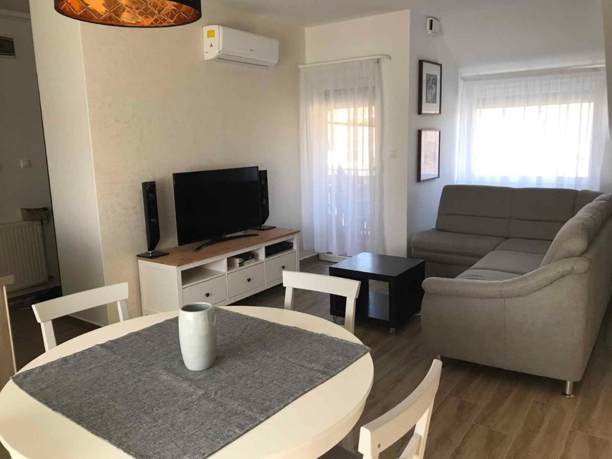 Apartment In Keszthely/Balaton 35892 ภายนอก รูปภาพ