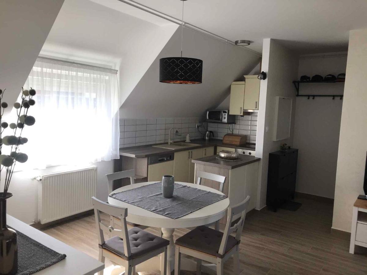 Apartment In Keszthely/Balaton 35892 ภายนอก รูปภาพ