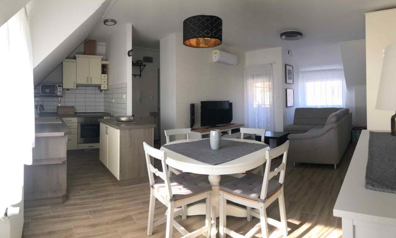 Apartment In Keszthely/Balaton 35892 ภายนอก รูปภาพ